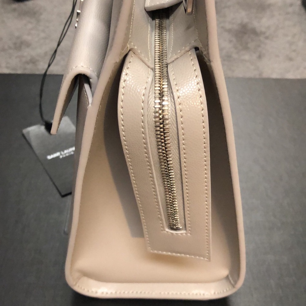 Women’s YSL grey leather tote bag - Picture 4 of 11